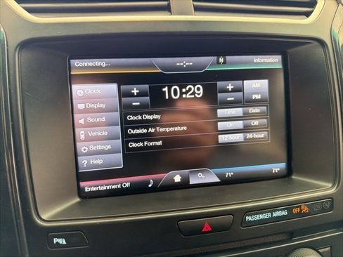 Used 2016 Ford Explorer XLT w/ Equipment Group 202A image 22