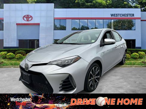 Used 2017 Toyota Corolla SE w/ Carpet Mat Package (TMS) FWD image 1