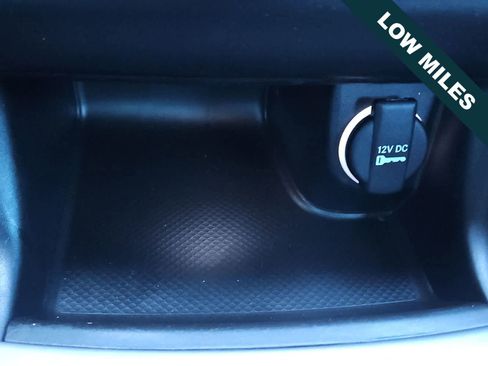 Used 2023 Dodge Charger SXT w/ Blacktop Package image 27