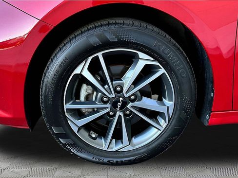 Used 2024 Kia Forte LXS FWD image 34