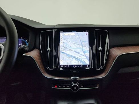 Certified 2023 Volvo XC60 B5 Plus w/ Climate Package image 23