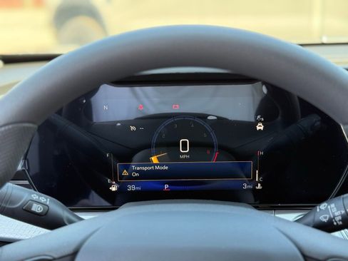 New 2026 Chevrolet Trax LT w/ LPO, Blackout Package image 27