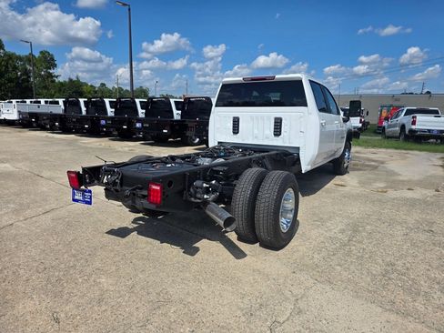 New 2026 Chevrolet Silverado 3500 LT w/ Convenience Package AWD/4WD image 5