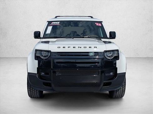 Used 2025 Land Rover Defender 110 S AWD/4WD image 2