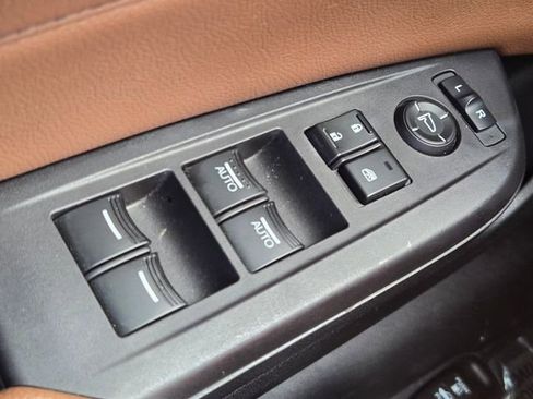 Certified 2021 Acura ILX w/ Premium Package FWD image 28