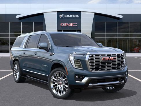 New 2026 GMC Yukon XL Denali w/ Denali Reserve Package AWD/4WD image 7