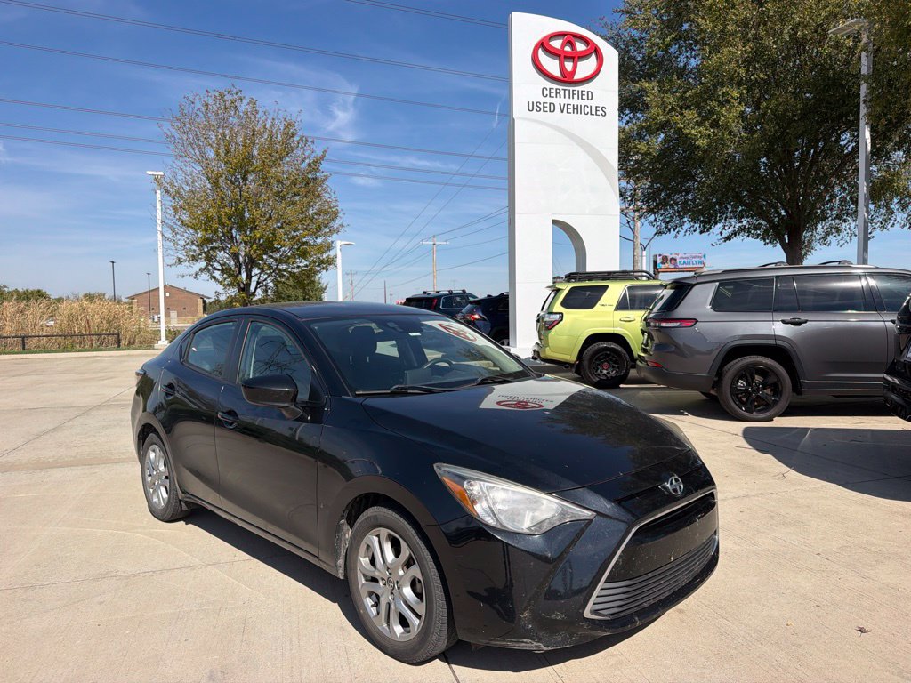 Used 2016 Scion iA FWD image 1