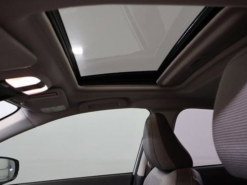 Certified 2024 Subaru Crosstrek 2.0i Premium image 13