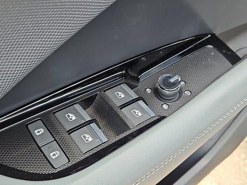 New 2026 Audi Q3 quattro 2.0T AWD/4WD image 20
