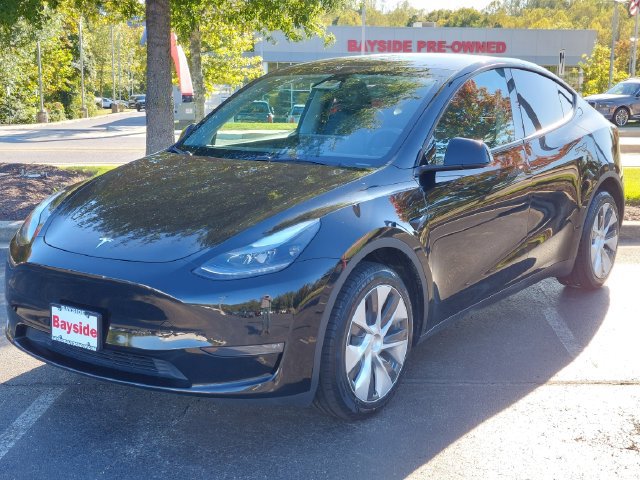 Used 2024 Tesla Model Y Long Range AWD/4WD image 5
