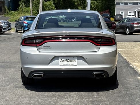 Used 2023 Dodge Charger SXT RWD image 5
