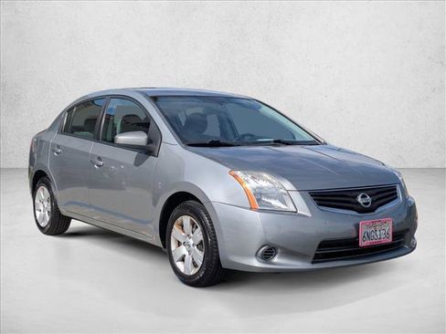 Used 2010 Nissan Sentra 2.0 image 3