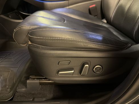 Used 2021 Hyundai Santa Fe Calligraphy AWD/4WD image 15