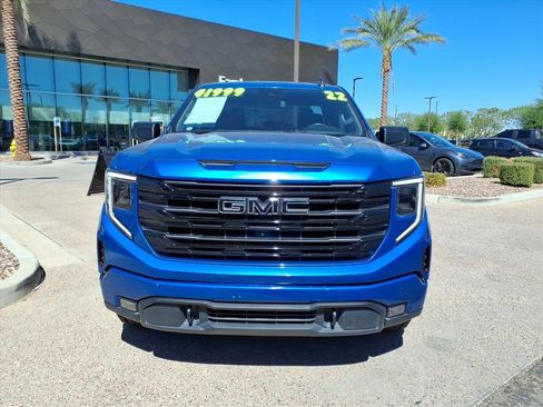 Used 2022 GMC Sierra 1500 Elevation image 2