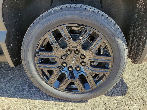 New 2026 GMC Sierra EV Elevation w/ LPO, Elevation Dark Package image 10