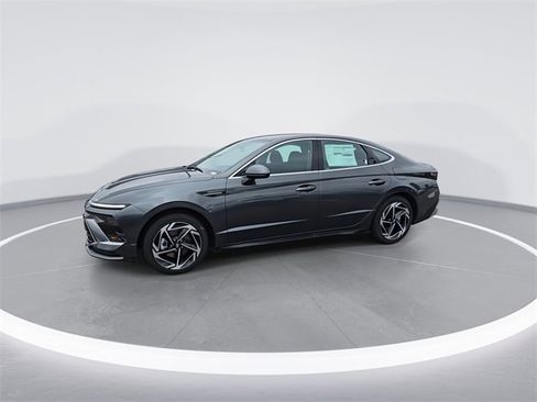 New 2026 Hyundai Sonata SEL image 4