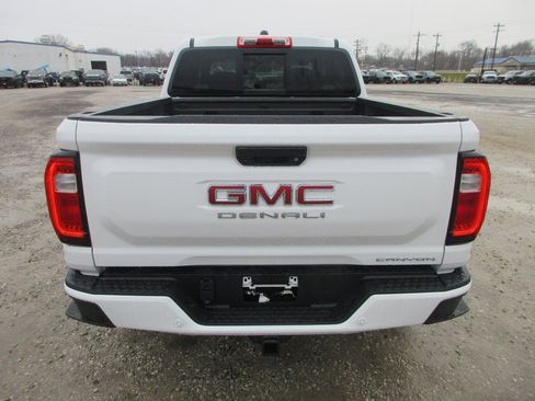 New 2026 GMC Canyon Denali image 6