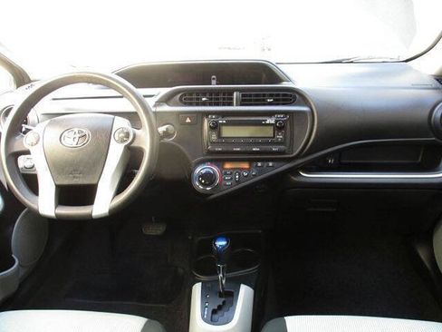 Used 2014 Toyota Prius C Two w/ Preferred Accessory Package FWD image 7
