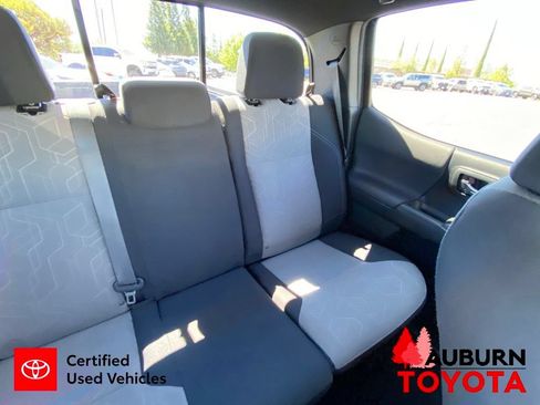Used 2021 Toyota Tacoma TRD Off-Road w/ Technology Package AWD/4WD image 22