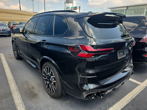 Used 2024 BMW X5 sDrive40i w/ M Sport Package RWD image 2