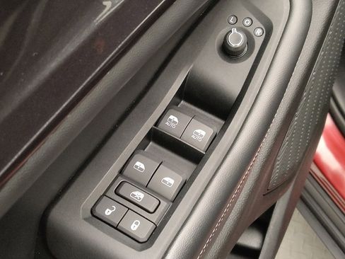 Used 2023 Jeep Grand Cherokee Altitude AWD/4WD image 27
