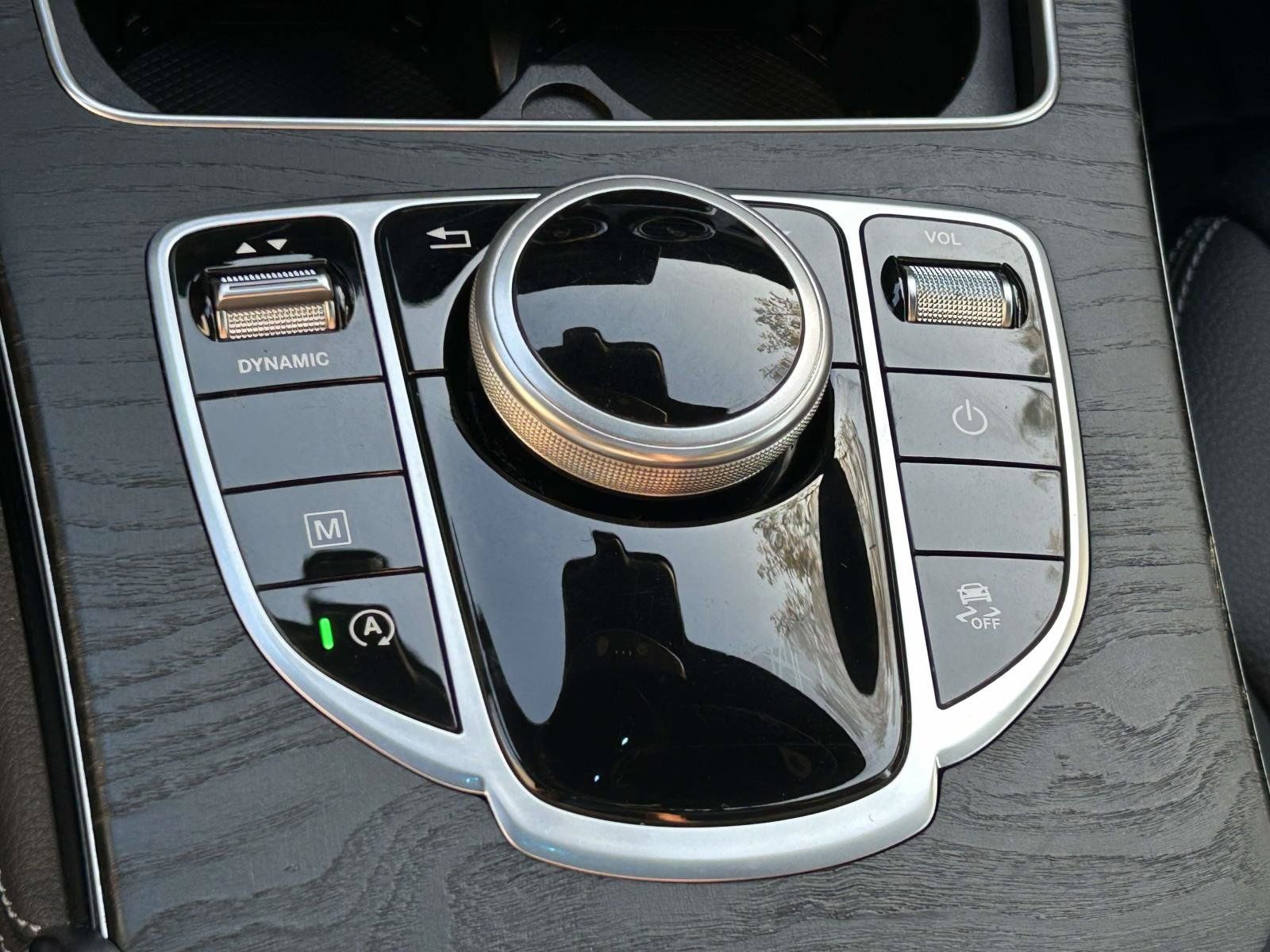 Used 2019 Mercedes-Benz GLC 300 image 36