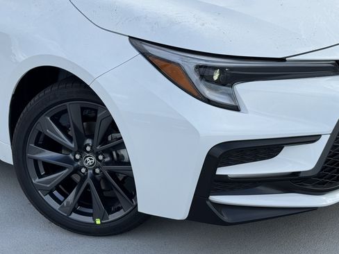 New 2026 Toyota Corolla SE w/ SE Package FWD image 10