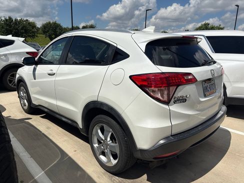 Used 2016 Honda HR-V EX-L image 5