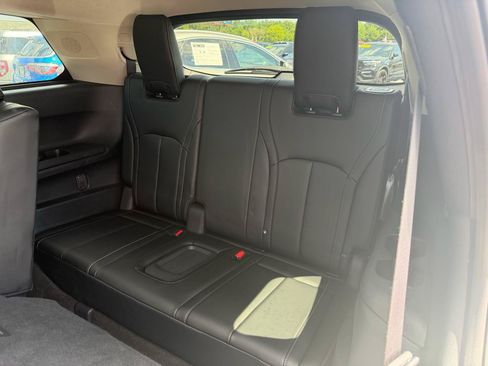 Used 2023 INFINITI QX60 Luxe w/ Cargo Package AWD/4WD image 18