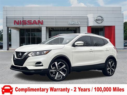 Used 2022 Nissan Rogue Sport SL image 1