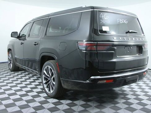New 2024 Jeep Wagoneer L Series III w/ Premium Group I image 5