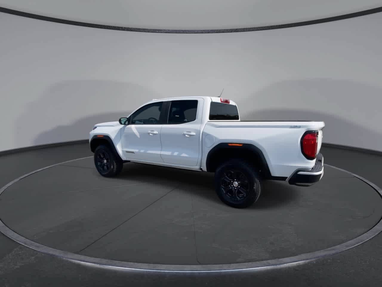 Used 2023 GMC Canyon Elevation w/ Trailering Package AWD/4WD image 6