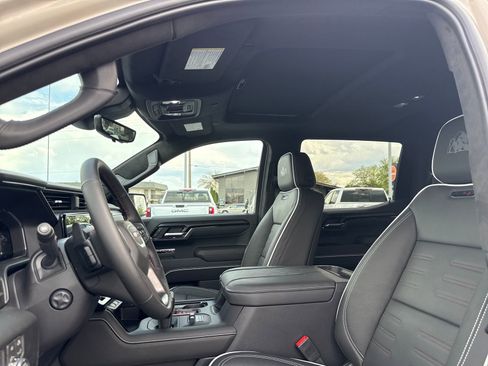 New 2026 GMC Sierra 1500 AT4X w/ AT4X AEV Edition AWD/4WD image 11