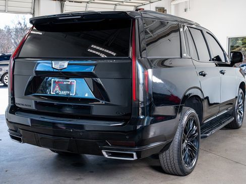 Used 2022 Cadillac Escalade Premium Luxury image 6