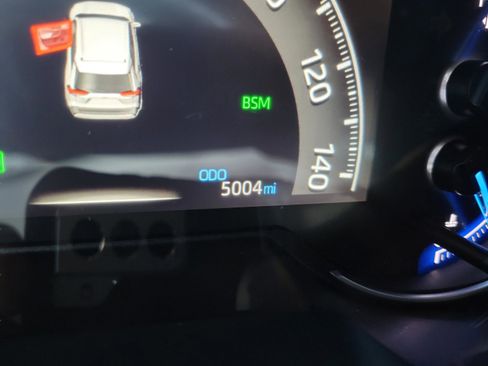 Certified 2025 Toyota RAV4 XLE image 16