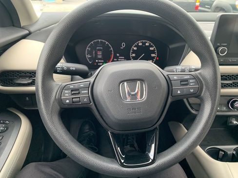 Used 2024 Honda HR-V LX image 12