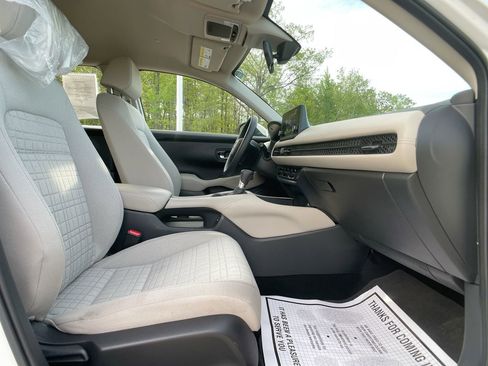 Certified 2024 Honda HR-V LX image 24