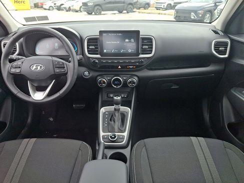 New 2026 Hyundai Venue SEL image 10