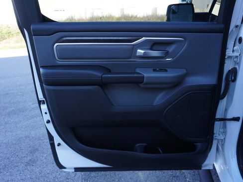Used 2019 RAM 1500 Big Horn AWD/4WD image 25