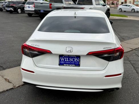 Used 2023 Honda Civic Sport image 5