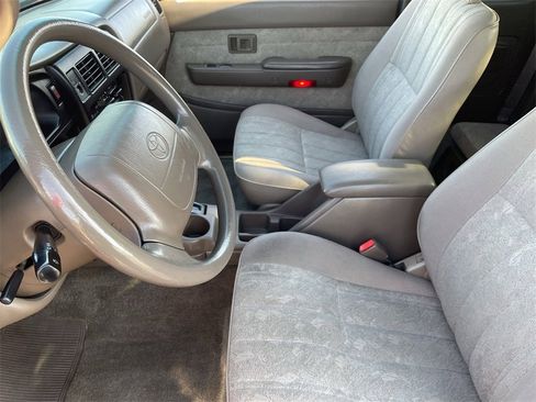 Used 2000 Toyota Tacoma PreRunner image 22