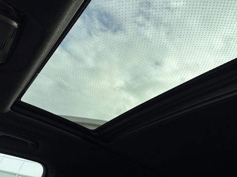 Used 2021 BMW X5 xDrive45e w/ Executive Package image 27