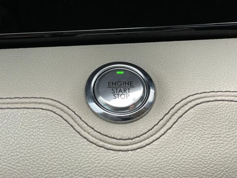 Used 2019 Lincoln Navigator Reserve AWD/4WD image 26