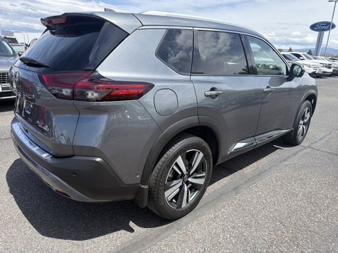 Used 2023 Nissan Rogue SL w/ SL Premium Package AWD/4WD image 5