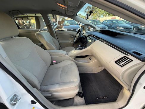 Used 2010 Toyota Prius FWD image 10