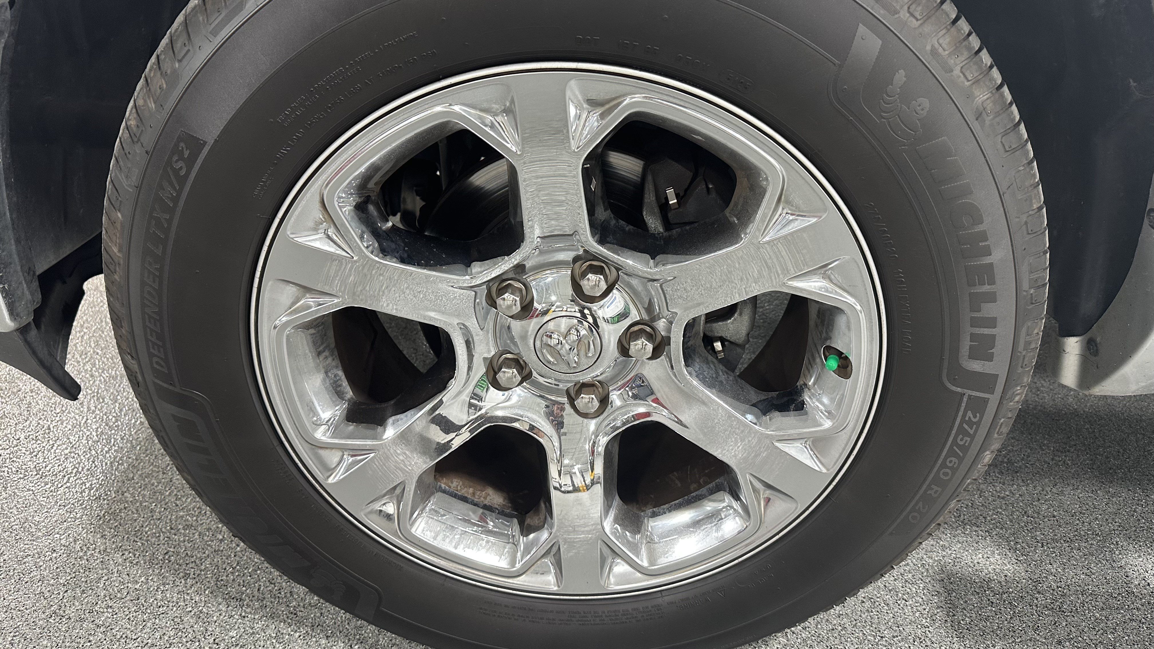 Used 2018 RAM 1500 Laramie w/ Convenience Group AWD/4WD image 12