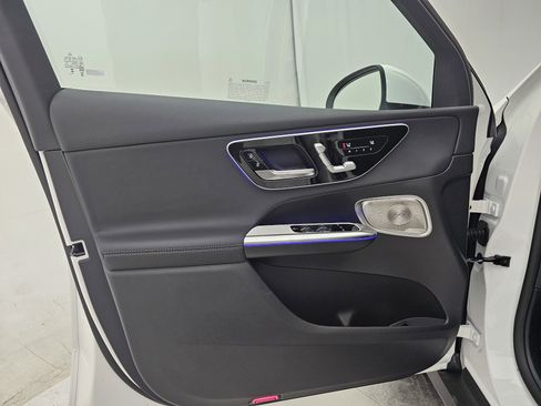 New 2026 Mercedes-Benz GLC 300 4MATIC image 12