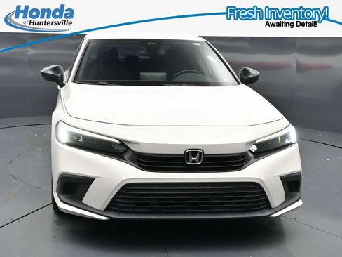 Used 2024 Honda Civic Sport image 3