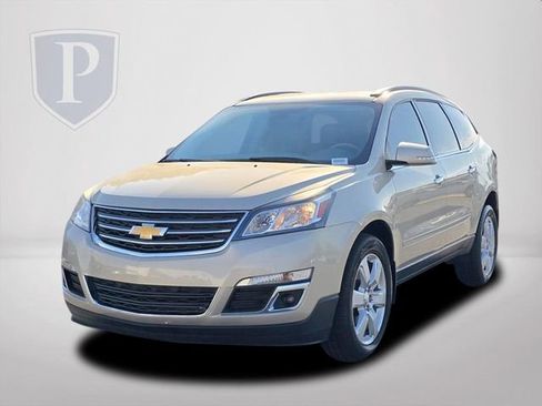 Used 2016 Chevrolet Traverse LT w/ Style and Technology Package image 10