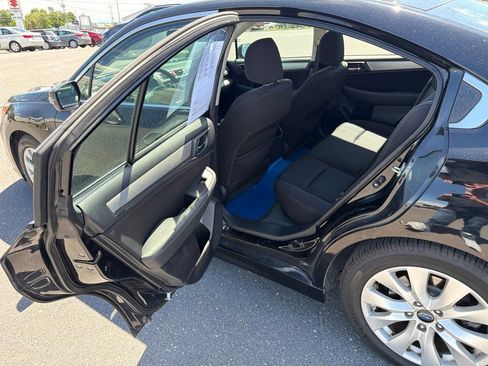 Used 2015 Subaru Legacy 2.5i Premium AWD/4WD image 15